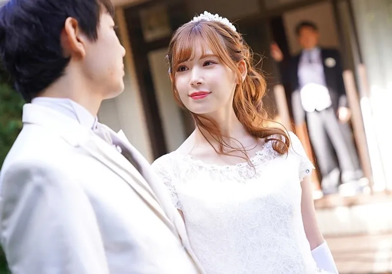 Bố chồng yêu phang vợ sắp cưới của con trai ngay sau lễ cưới của con trai